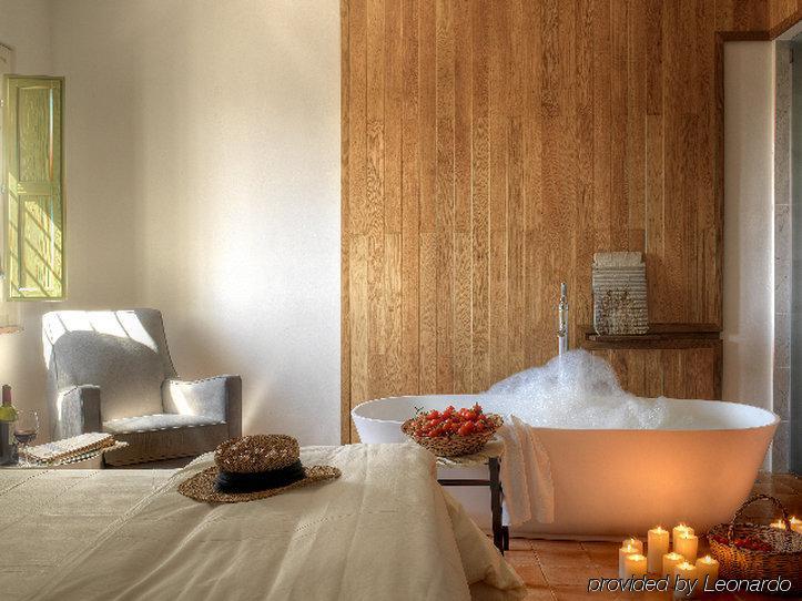 Torre Fiore Hotel Masseria Pisticci Bilik gambar